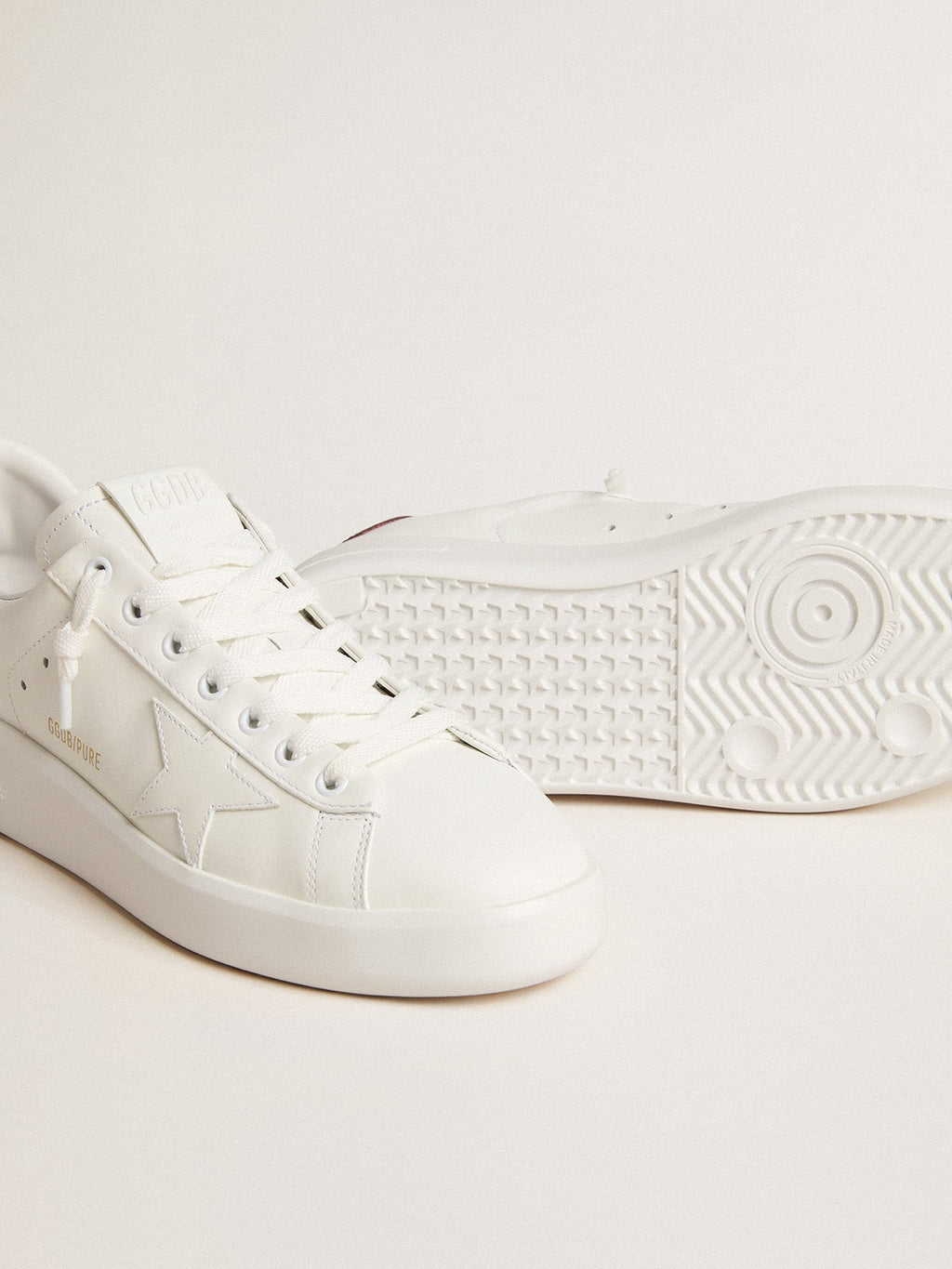 Purestar with white leather star and plum leather heel tab| Golden Goose