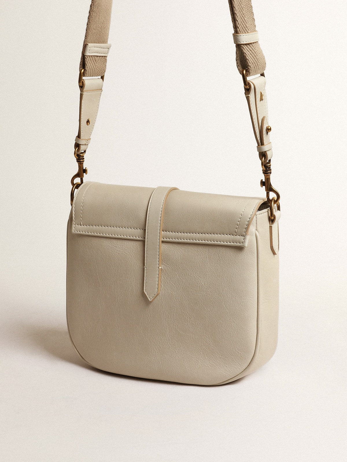 Medium Sally Bag in porcelain leather with buckle and contrasting shoulder strap| Golden Goose