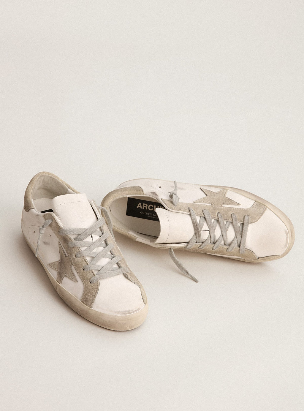 Women's Super-Star with gray suede star and heel tab| Golden Goose