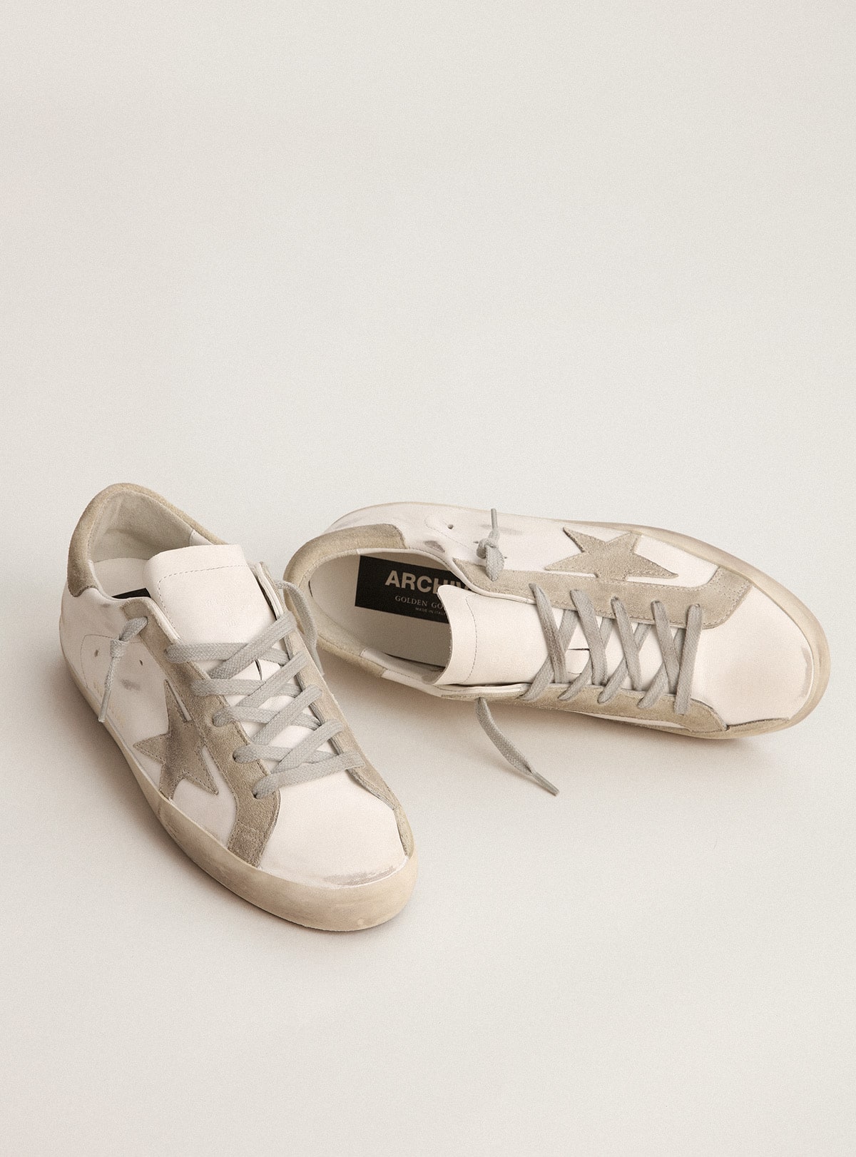 Women's Super-Star with gray suede star and heel tab| Golden Goose
