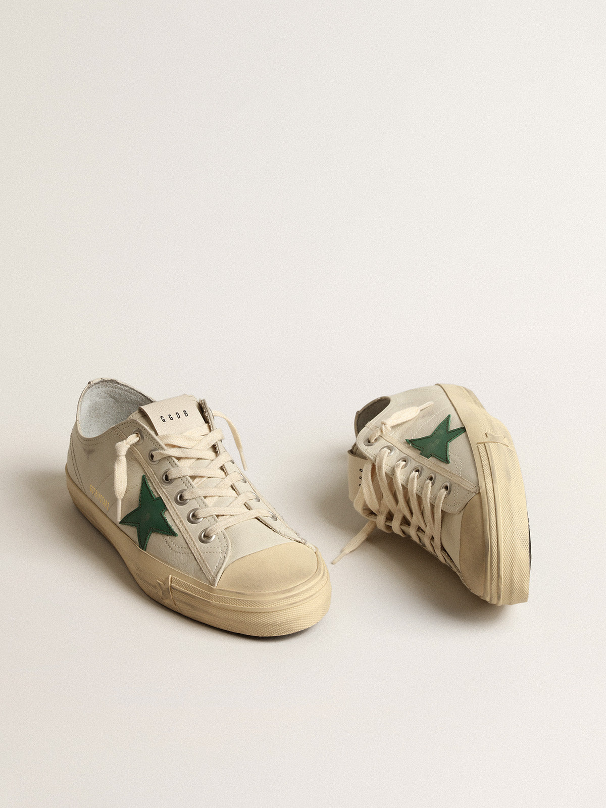 V-Star in glossy leather with green leather star| Golden Goose