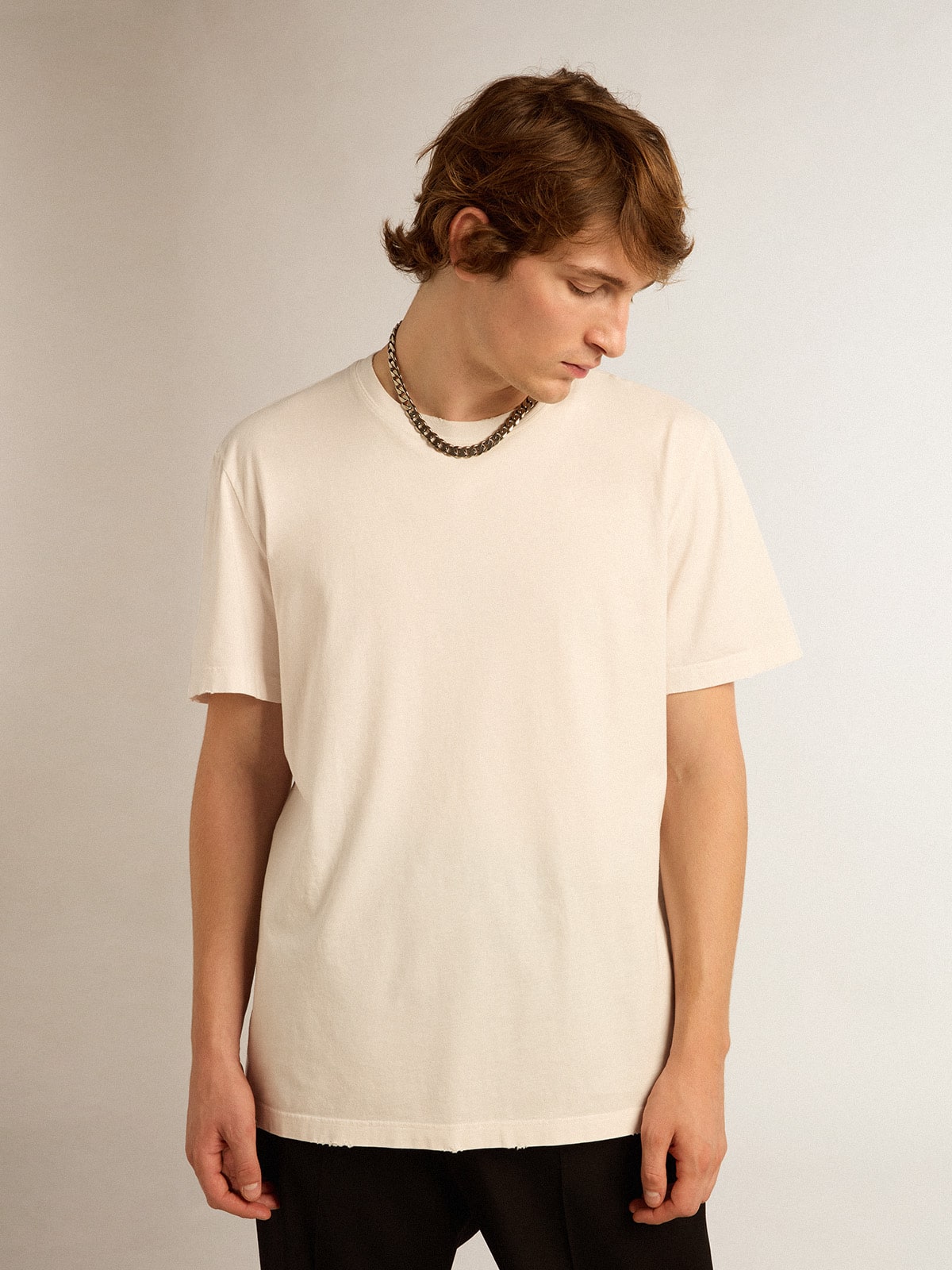 Men's white T-shirt with distressed treatment| Golden Goose