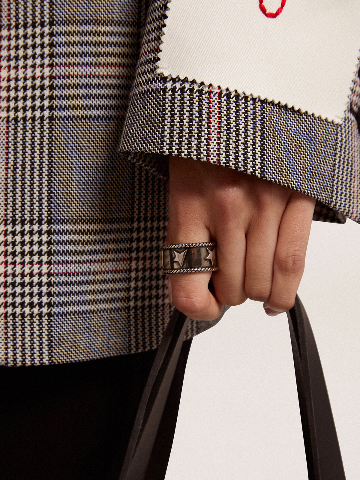Band ring in antique silver color| Golden Goose