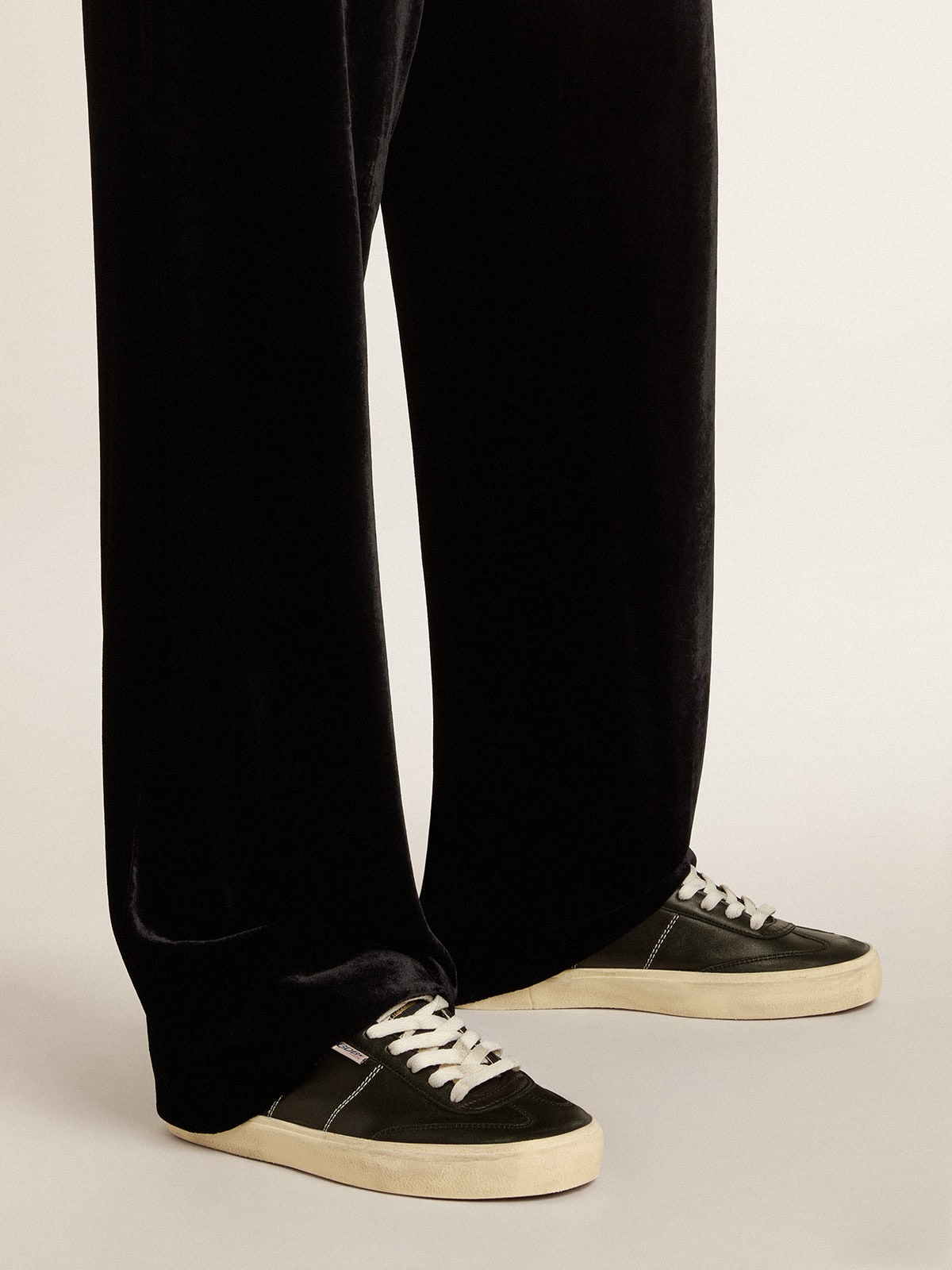 Men's Soul Star in black bio-based nappa| Golden Goose