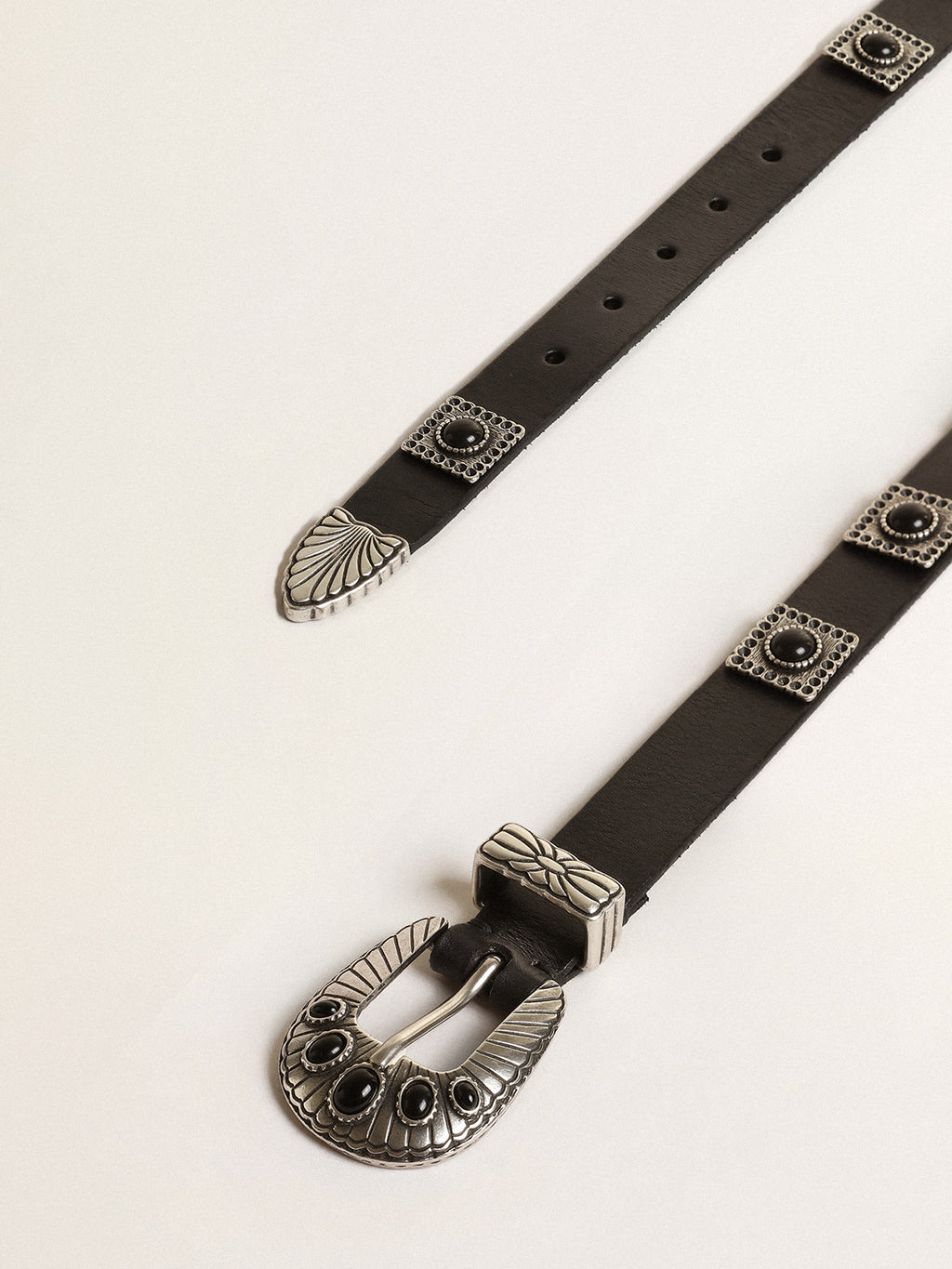 Shell belt in black leather with silver colored studs| Golden Goose