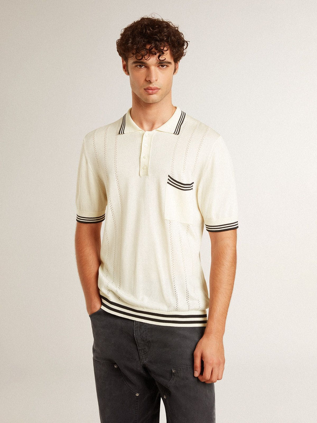 Men's worn-white knitted polo shirt with blue ribbing| Golden Goose