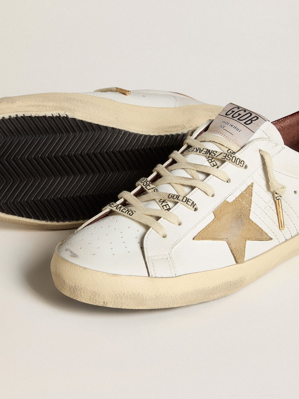 Men's Super-Star with sand suede star and red croc-print leather heel tab| Golden Goose