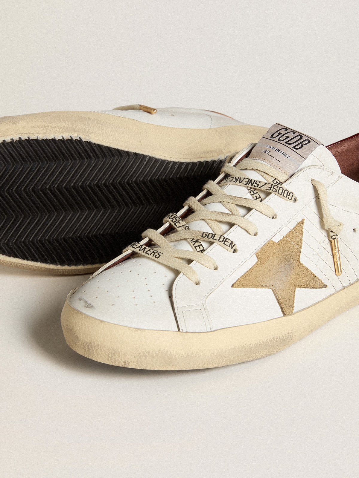 Men's Super-Star with sand suede star and red croc-print leather heel tab| Golden Goose