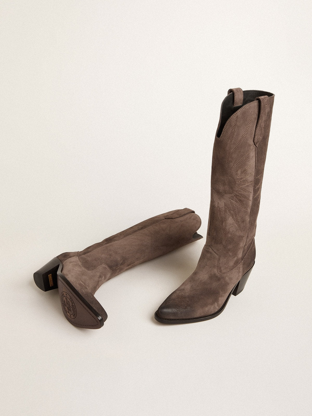 Wish Star boots in dark brown suede with tone-on-tone inlay star| Golden Goose