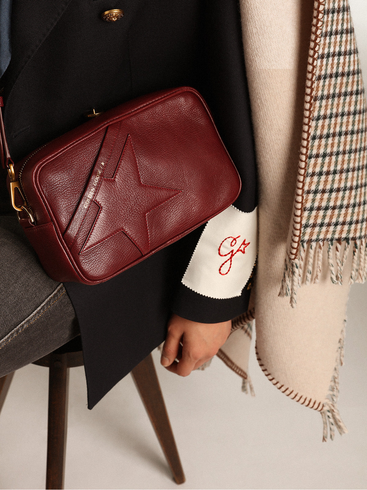 Women's Star Bag in burgundy leather with tone-on-tone star| Golden Goose