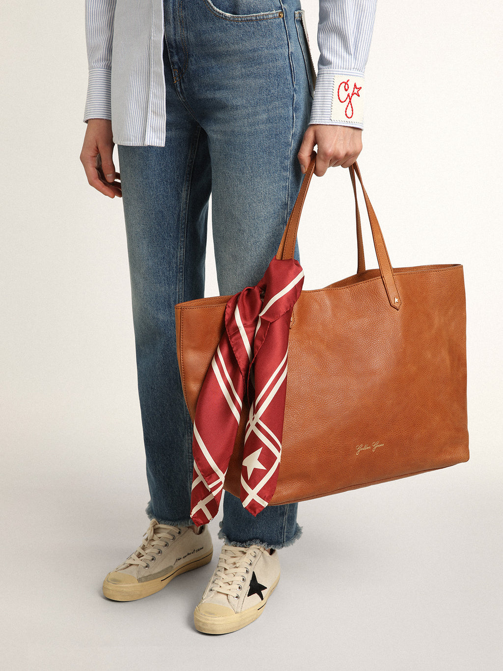 Red scarf with contrasting white stars and stripes| Golden Goose