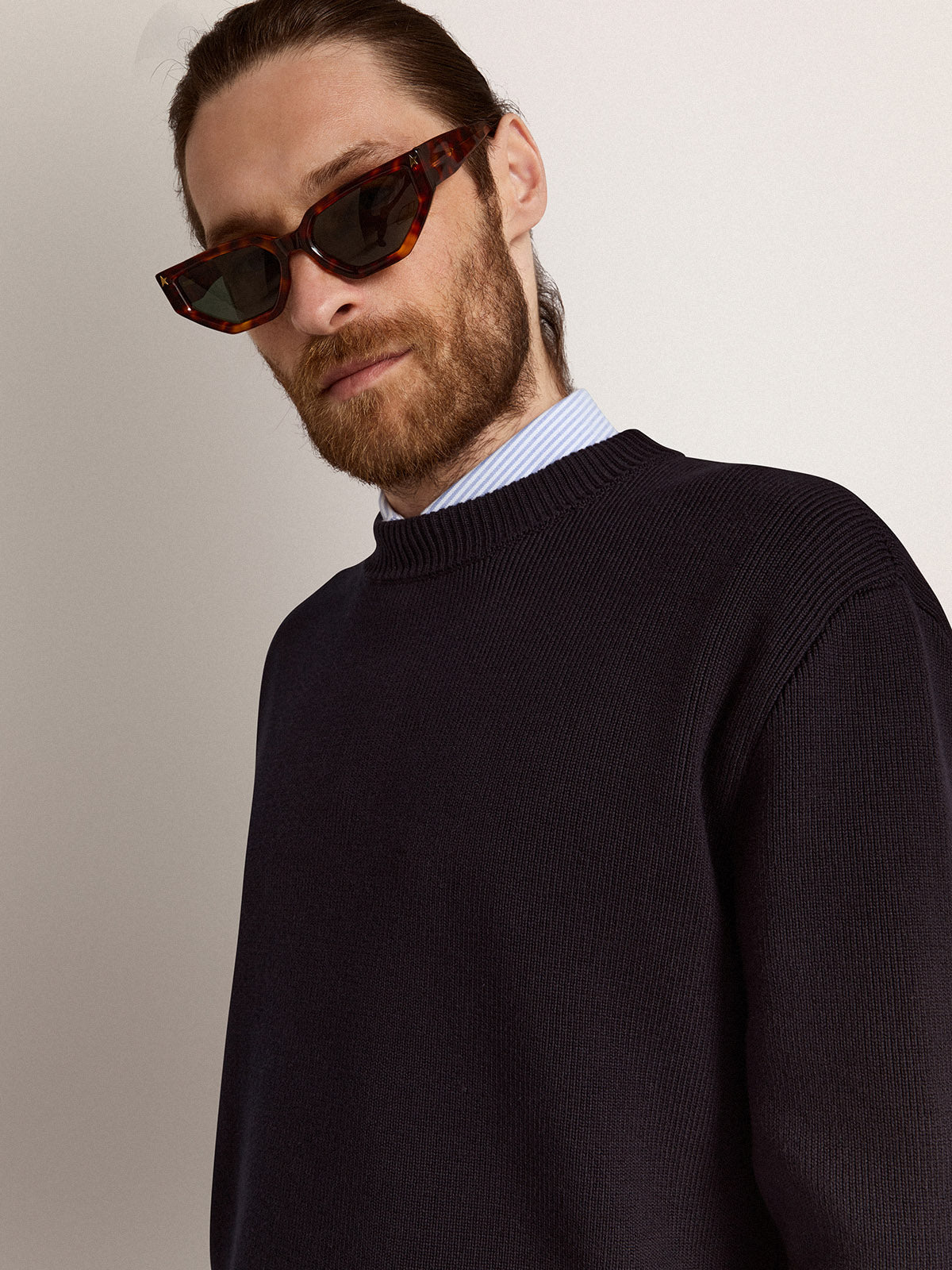Rectangular-style Sunframe Jackie with Havana brown frame and gold details| Golden Goose