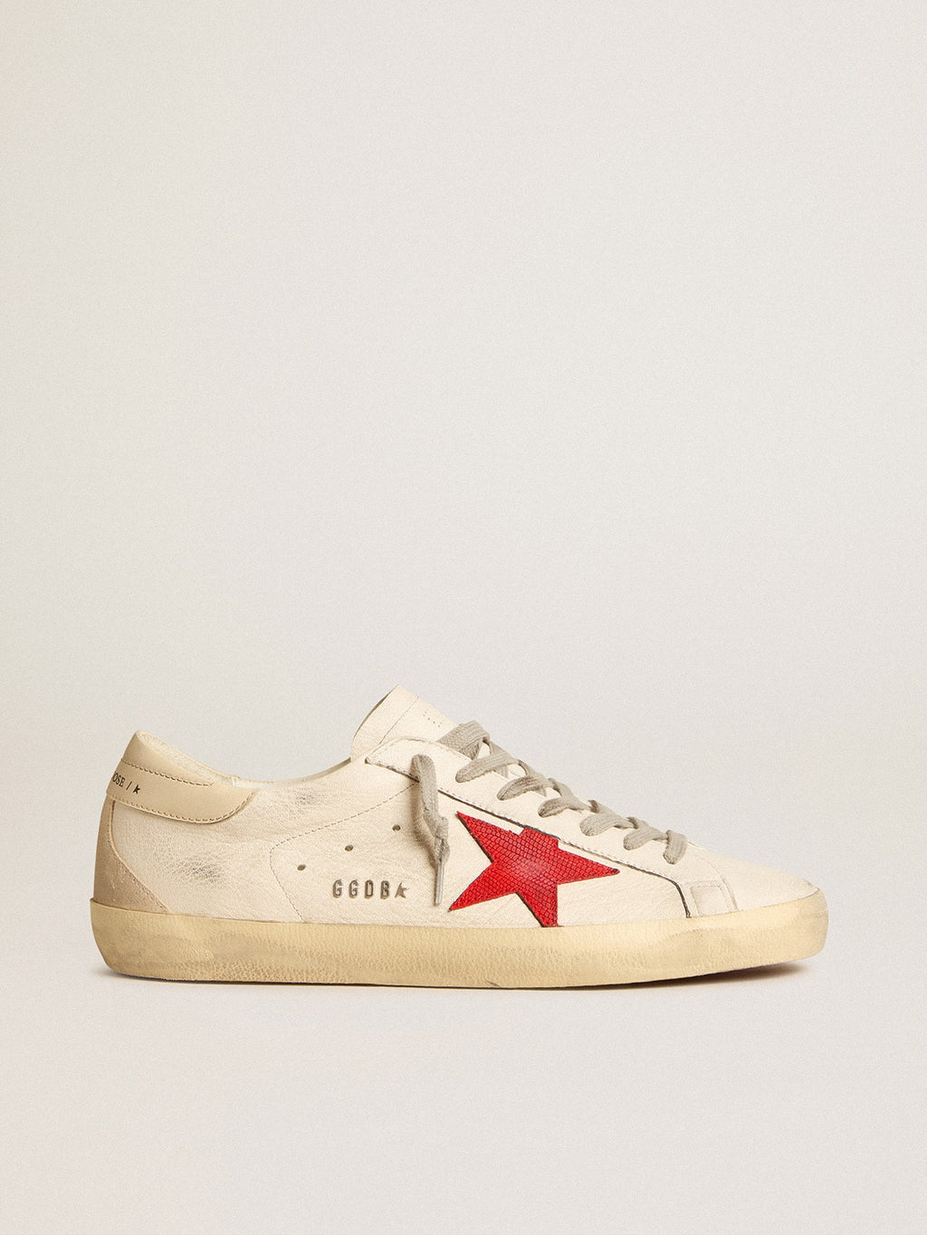Super-Star in nappa with red star and cream leather heel tab| Golden Goose