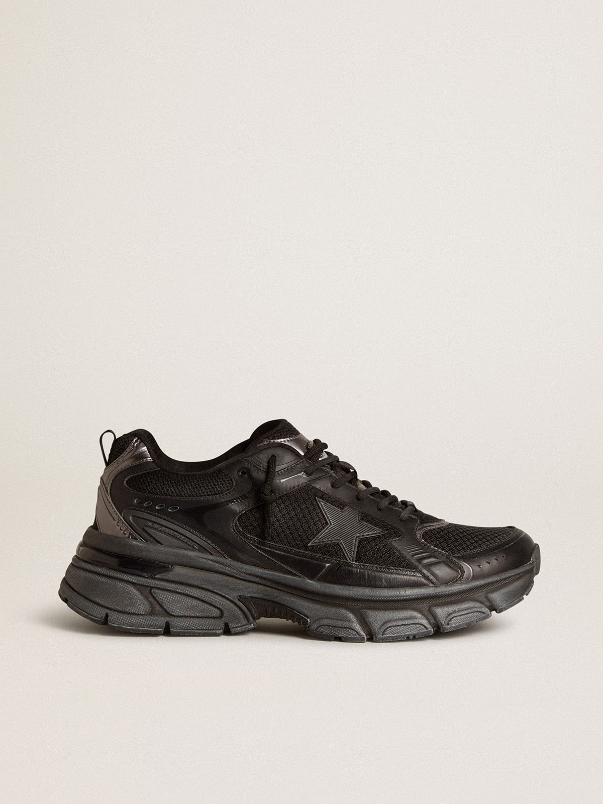 Men's Lightstar with black leather and mesh upper and black star| Golden Goose