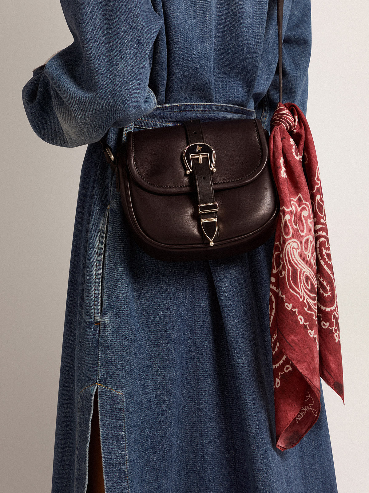 Women's burgundy scarf| Golden Goose
