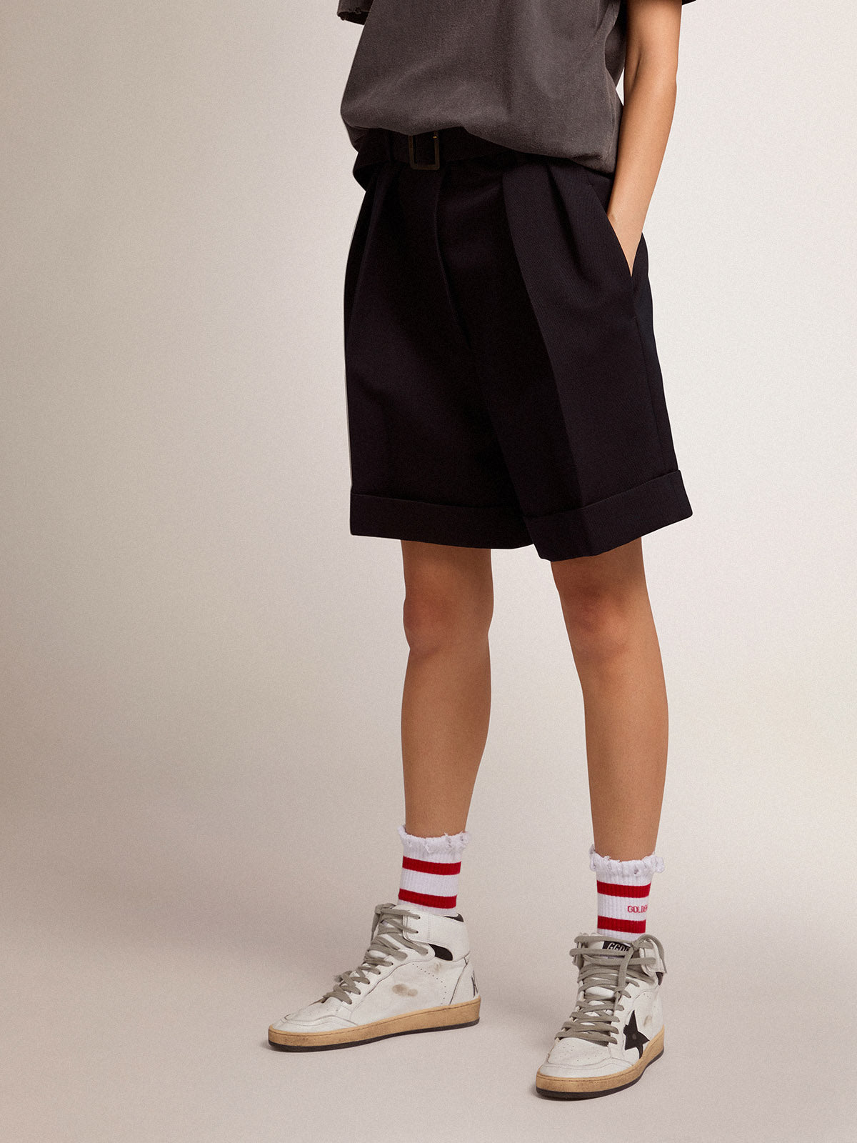 Women's shorts in black wool gabardine with waist belt| Golden Goose