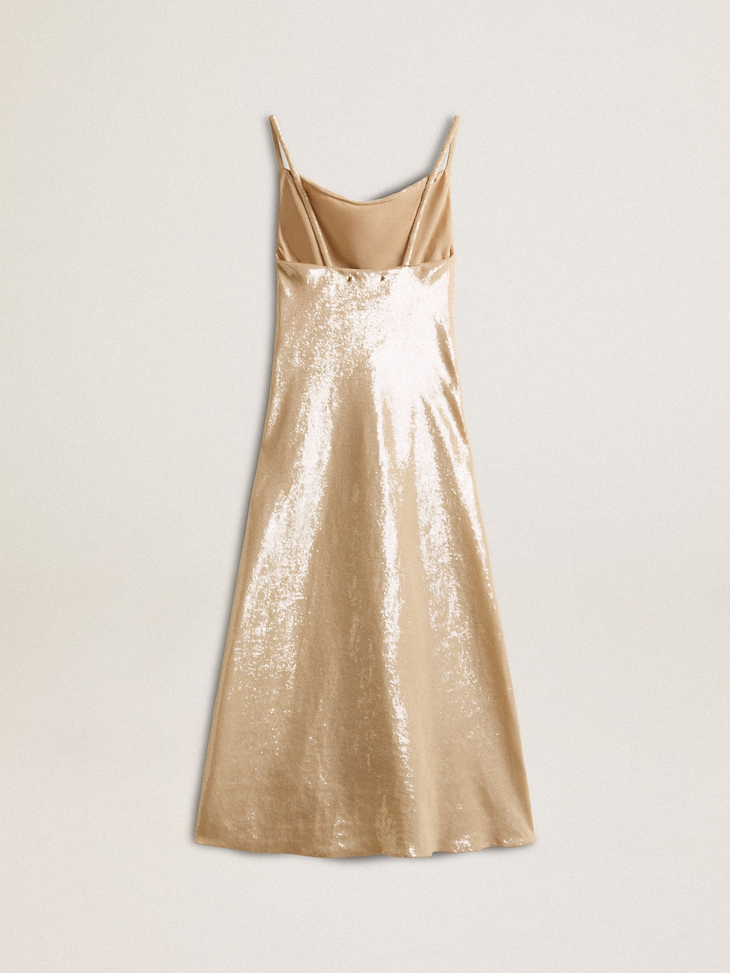 Sleep dress in parchment-colored sequins