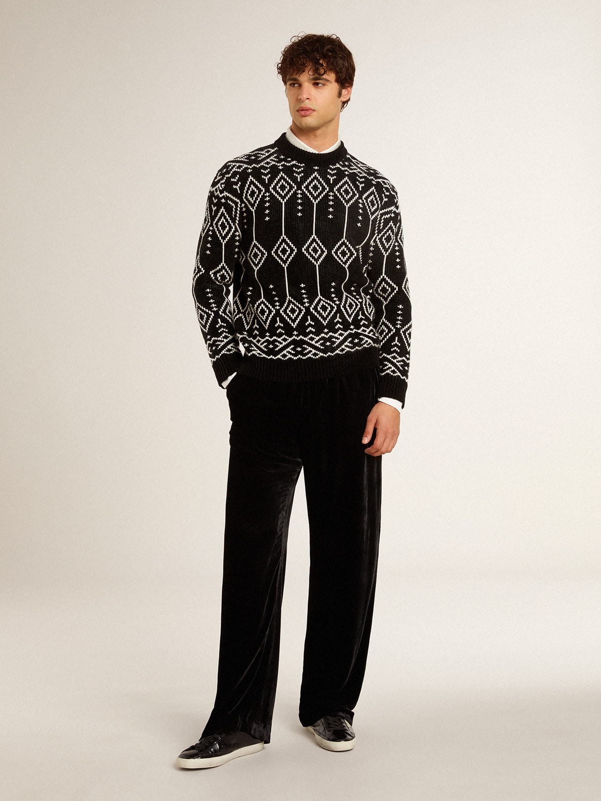 Men's crew neck wool blend sweater with jacquard argyle design| Golden Goose