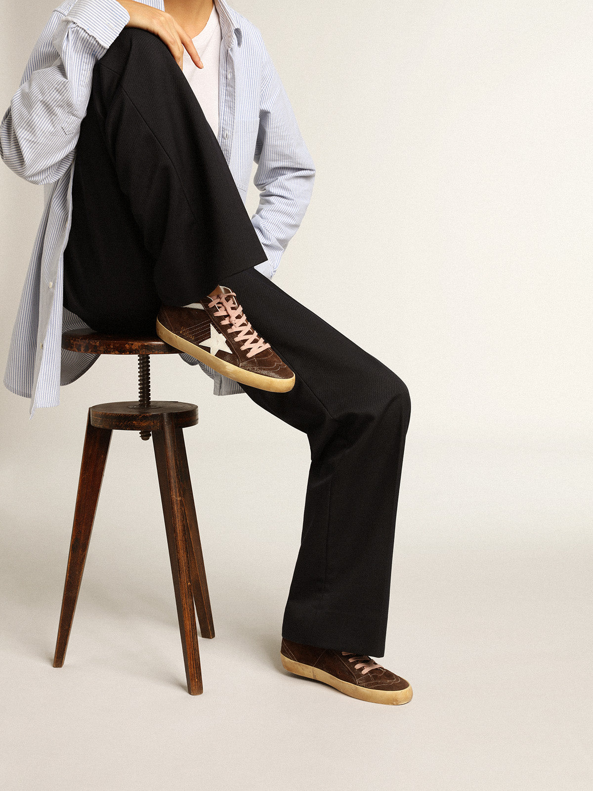 Mid Star in brown suede with white leather star| Golden Goose