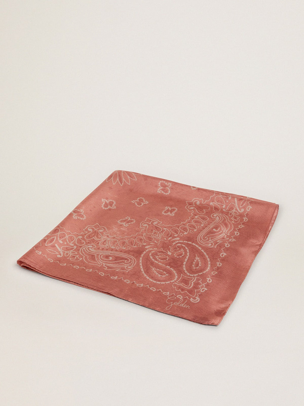 Old rose scarf with paisley print| Golden Goose