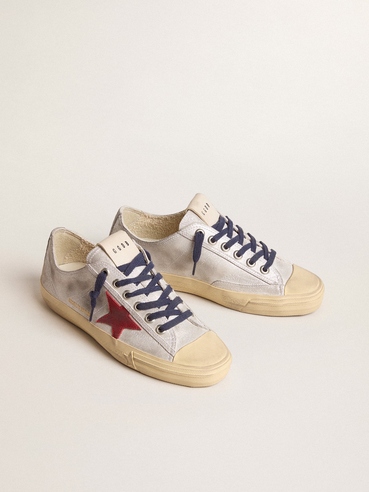 Women's V-Star LTD in silver metallic suede with red suede star| Golden Goose
