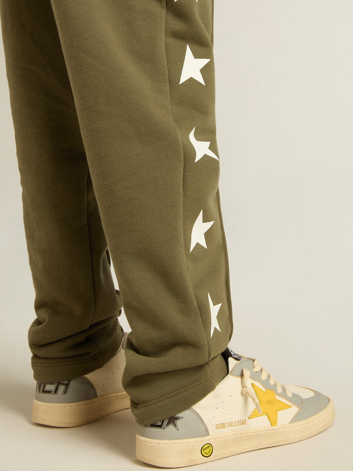 Boys' military-green joggers with white stars| Golden Goose