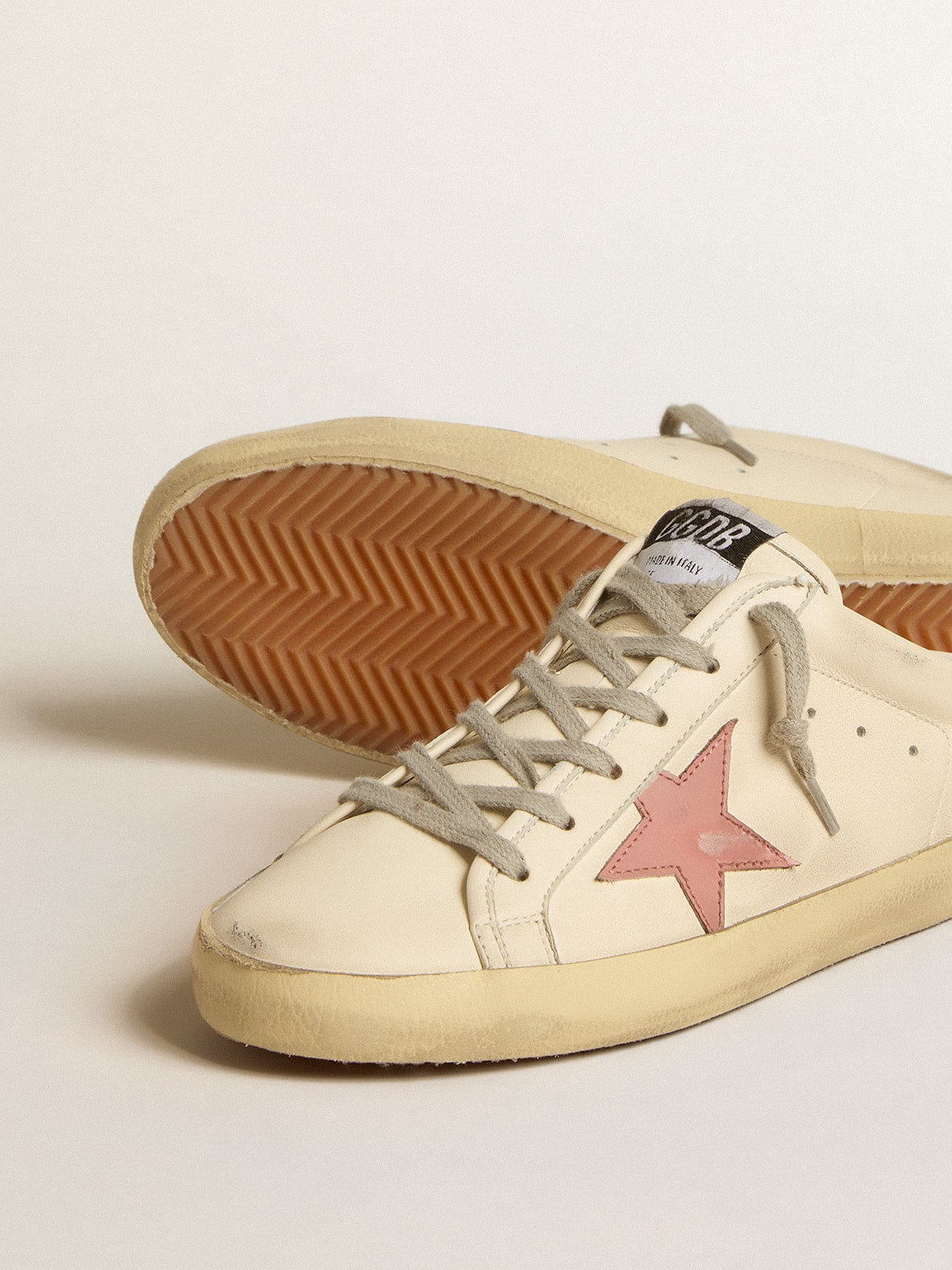 Women's Super-Star Sabots in nappa with pink leather star| Golden Goose