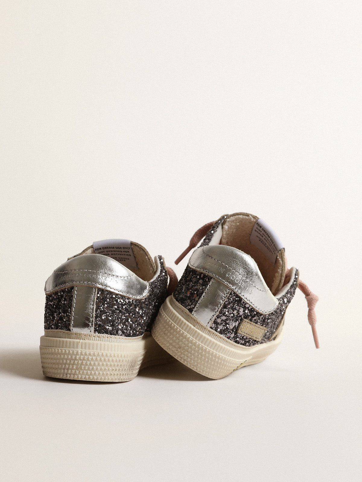 May Junior in anthracite-gray glitter with dove-gray suede star| Golden Goose