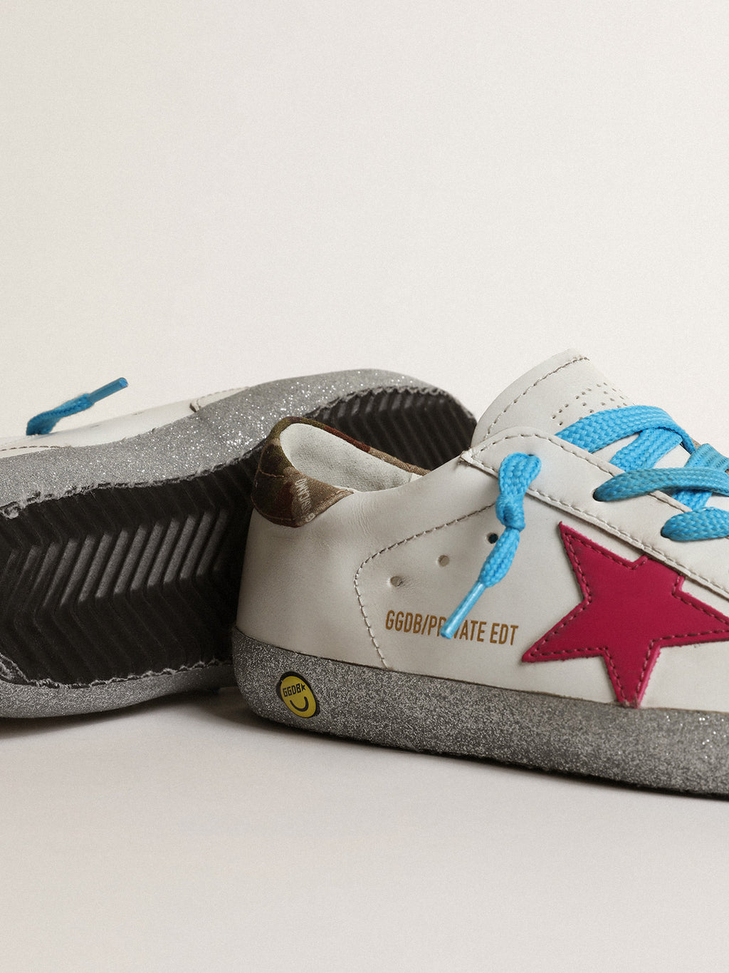 Young Super-Star LTD sneakers with fuchsia star and glitter foxing| Golden Goose