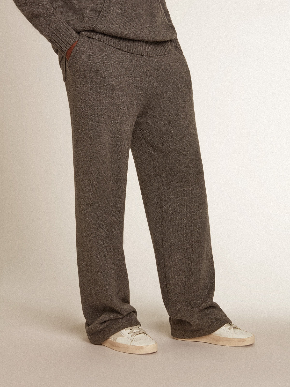 Men's gray melange cashmere blend joggers| Golden Goose