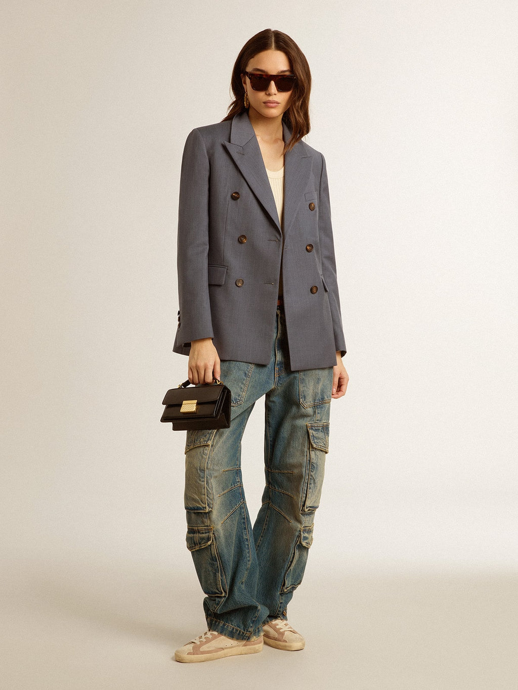 Woman's Super-Star in pale pink suede with suede star and platinum heel tab| Golden Goose
