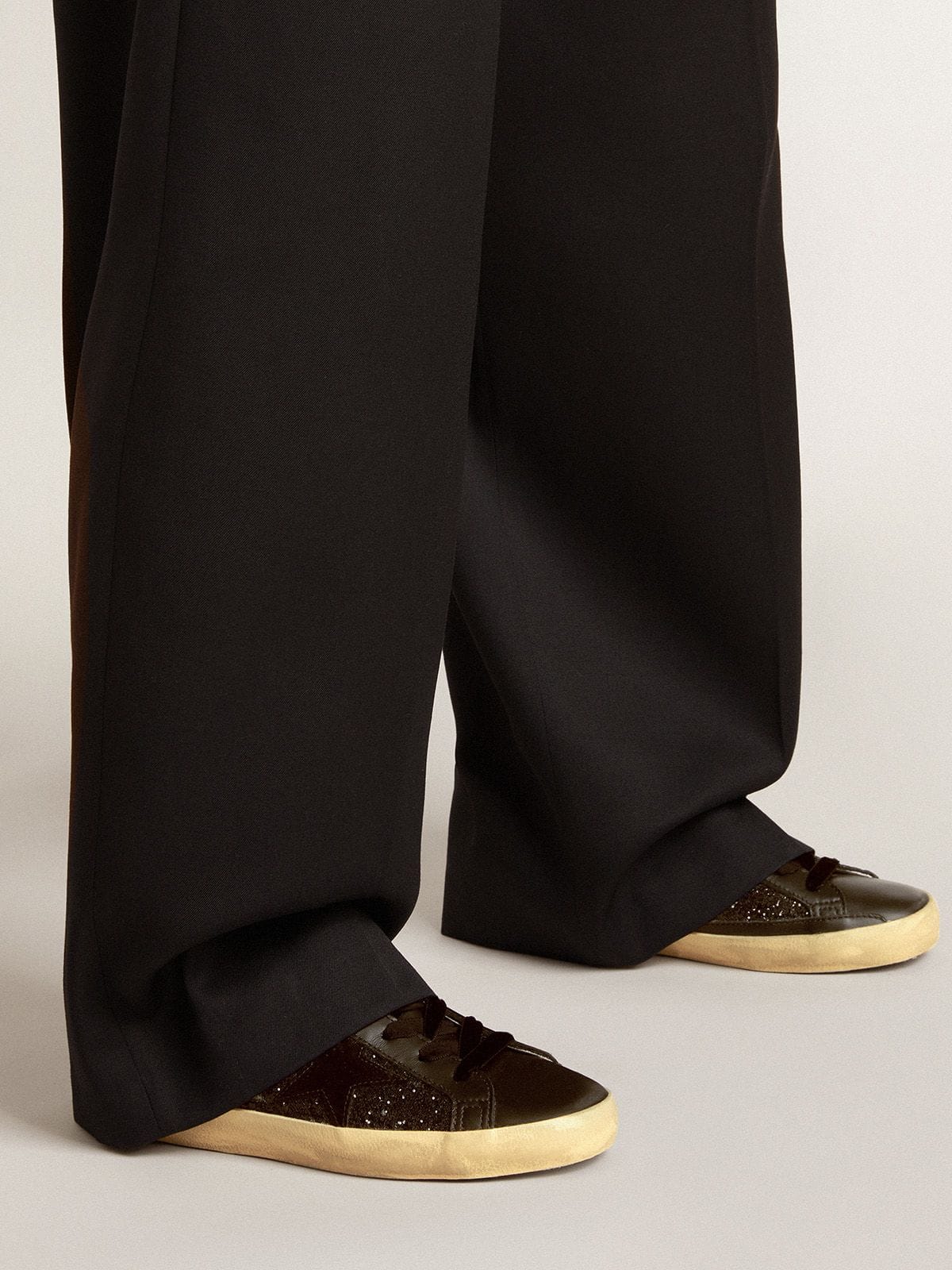 Super-Star in black glitter with black suede star and leather inserts| Golden Goose