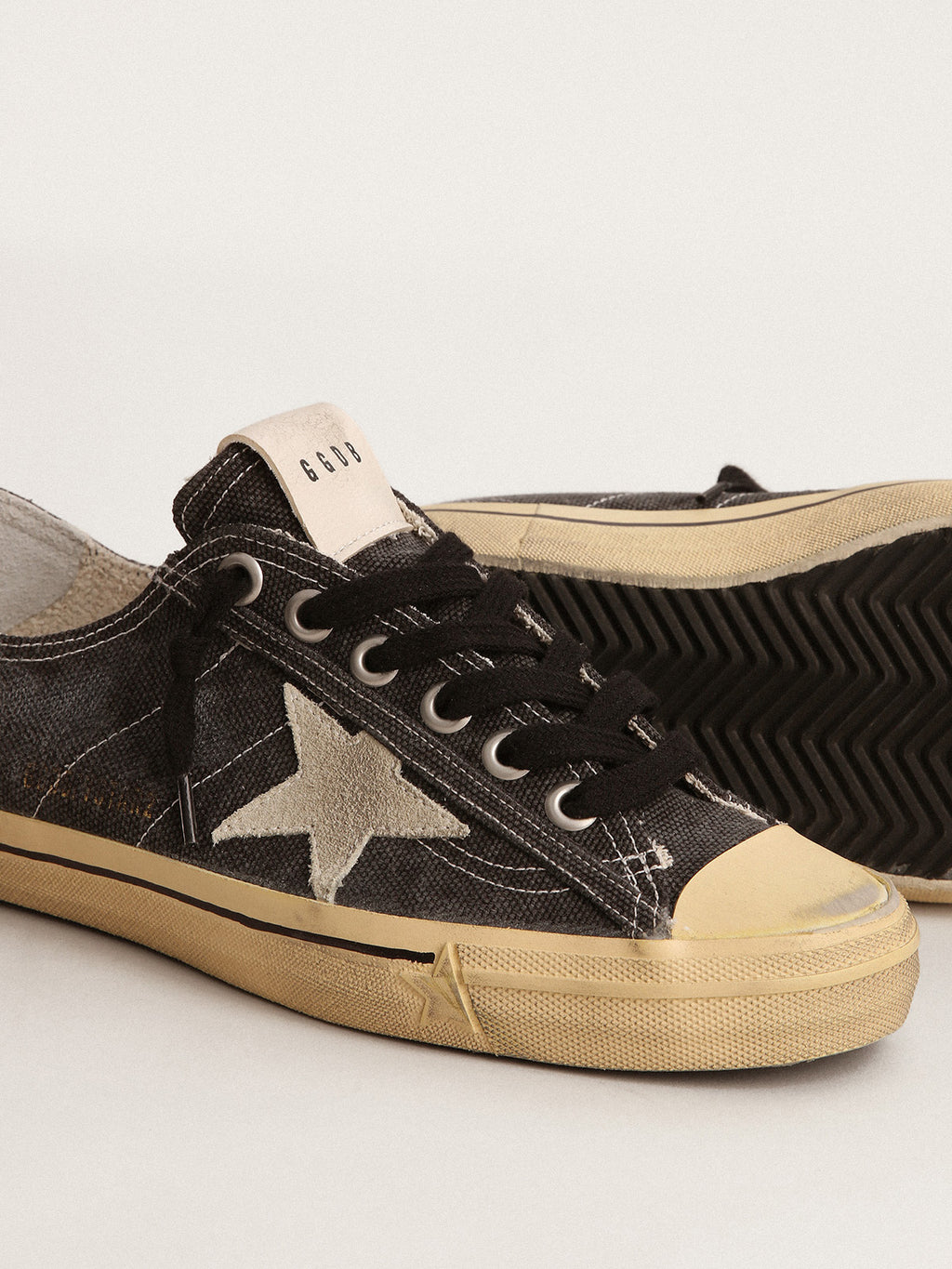 Men's V-Star LTD in black canvas with ice-gray star and heel tab| Golden Goose