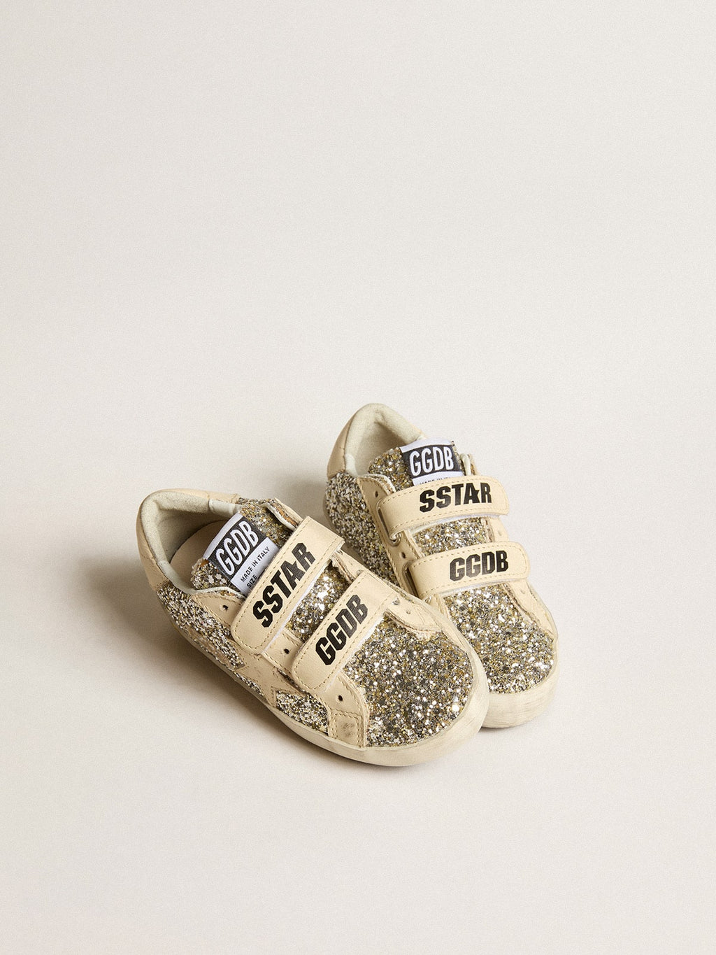 Old School Young in platinum glitter with leather star and heel tab| Golden Goose