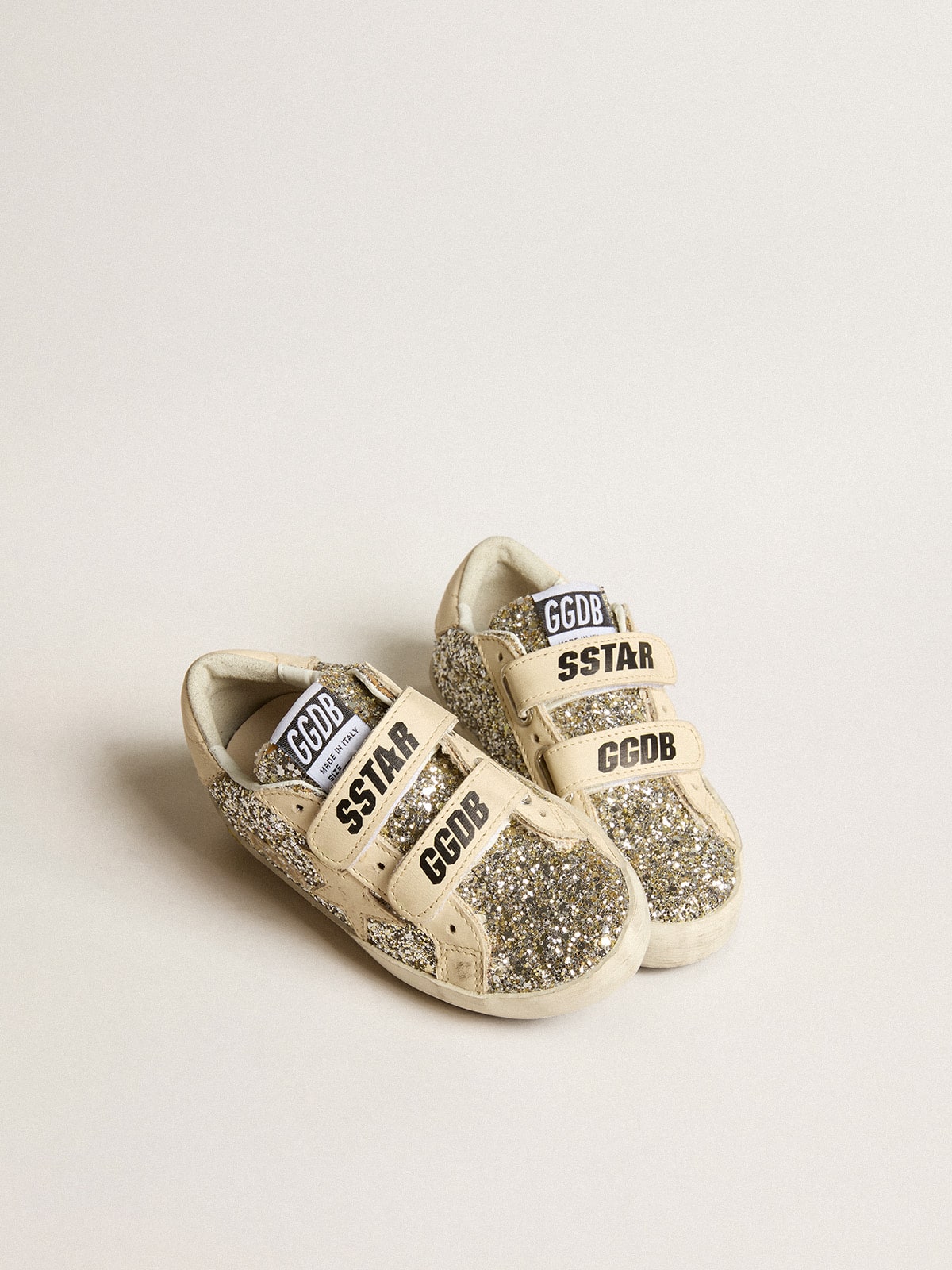 Old School Young in platinum glitter with leather star and heel tab| Golden Goose