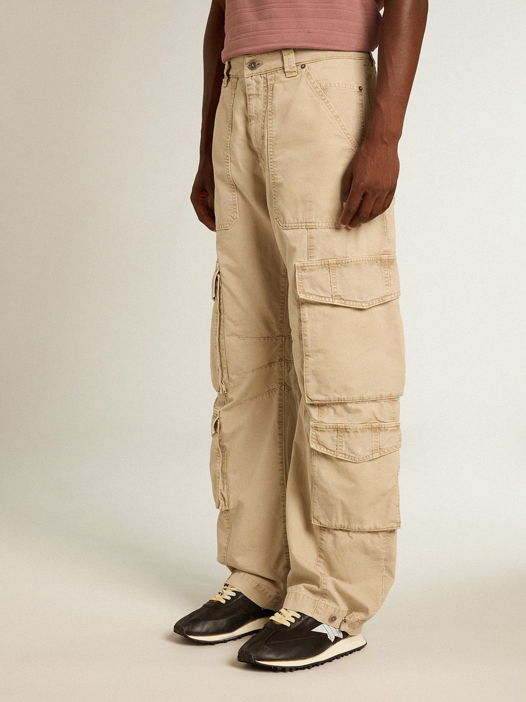 Men's khaki-colored cotton cargo pants| Golden Goose