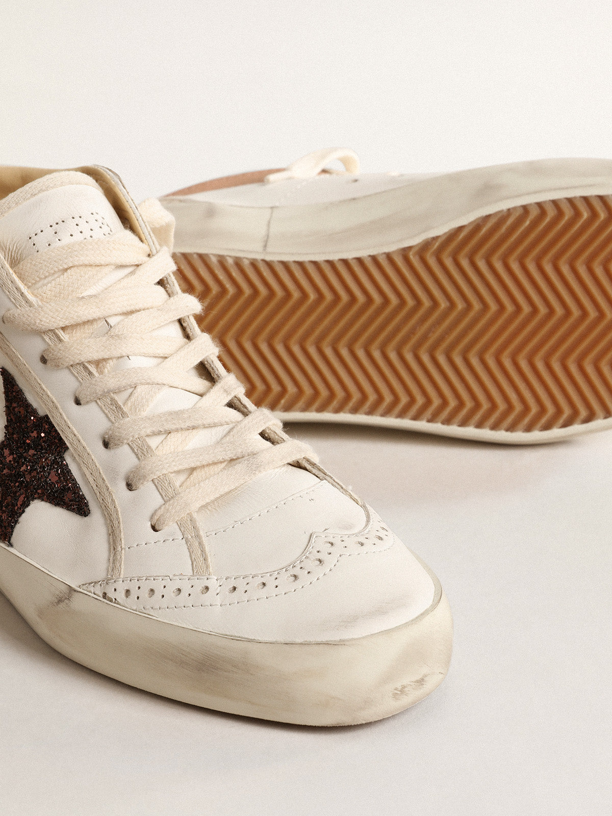 Mid Star LTD in nappa with glitter star and nude leather flash| Golden Goose
