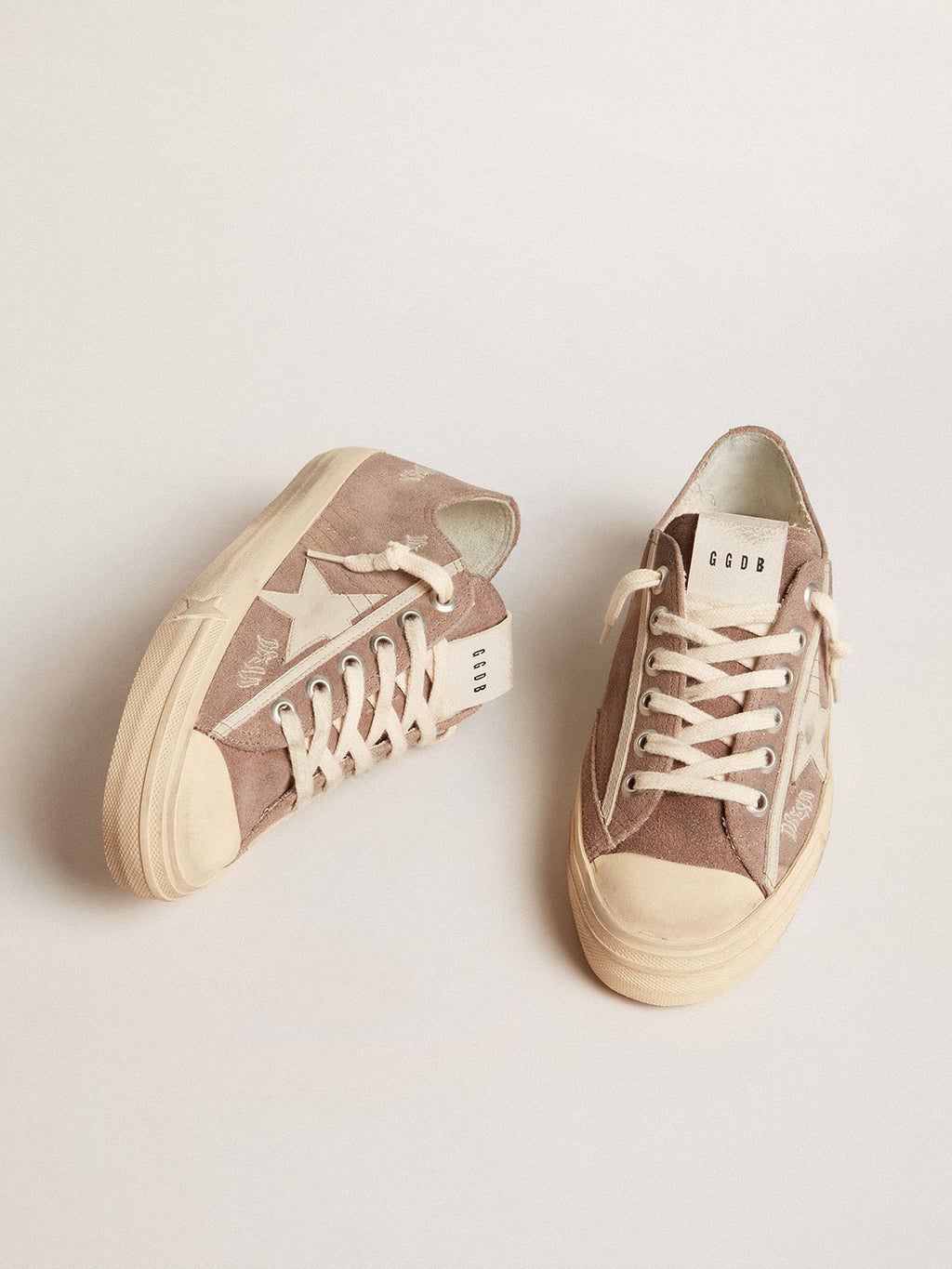 Women's V-Star in dove-gray suede with light gray leather star| Golden Goose