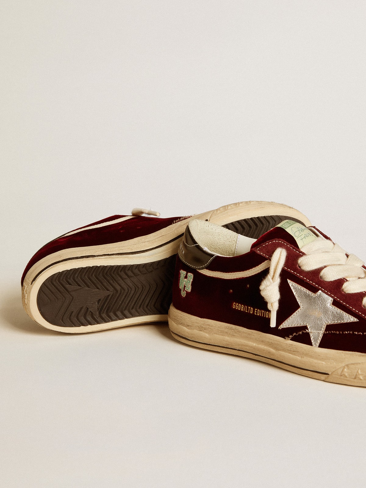 Women's Super-Star LTD in velvet with metallic leather star and heel tab| Golden Goose