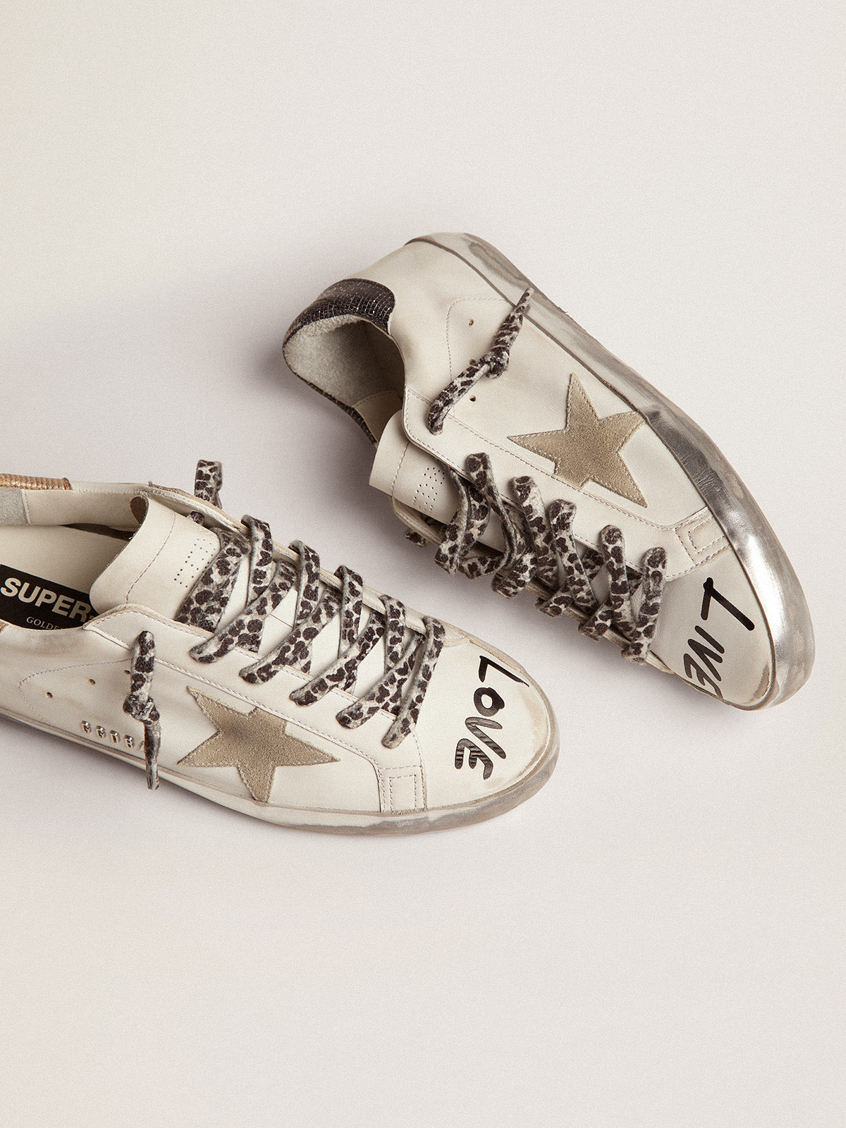 Women's Super-Star in white leather with gray suede star| Golden Goose