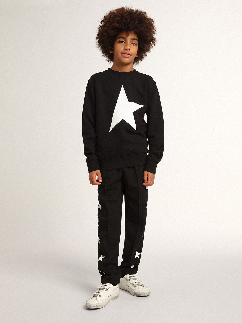 Boys' black sweatshirt with white maxi star on the front| Golden Goose