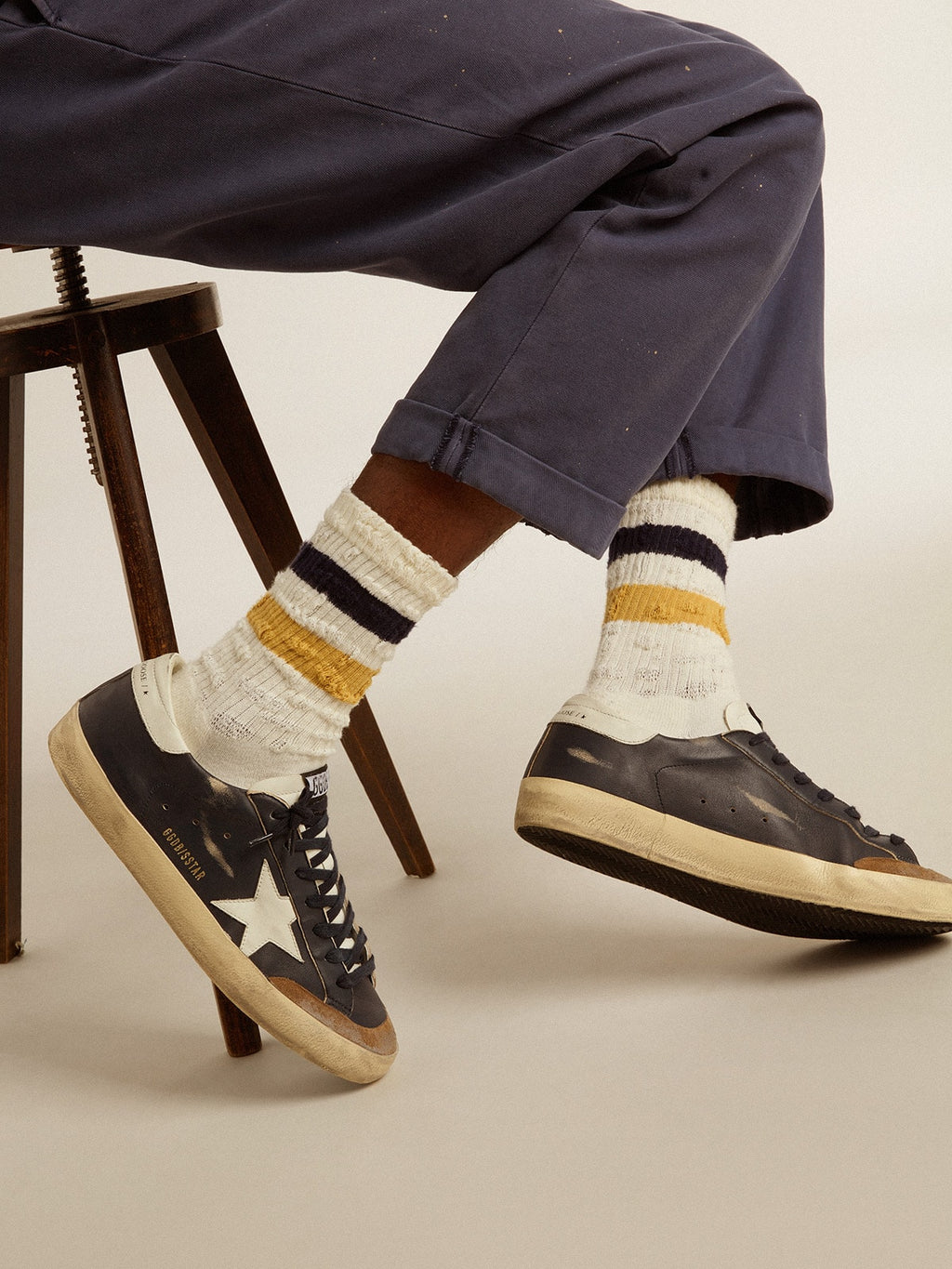 Aged-white socks with distressed details and two-tone stripes| Golden Goose