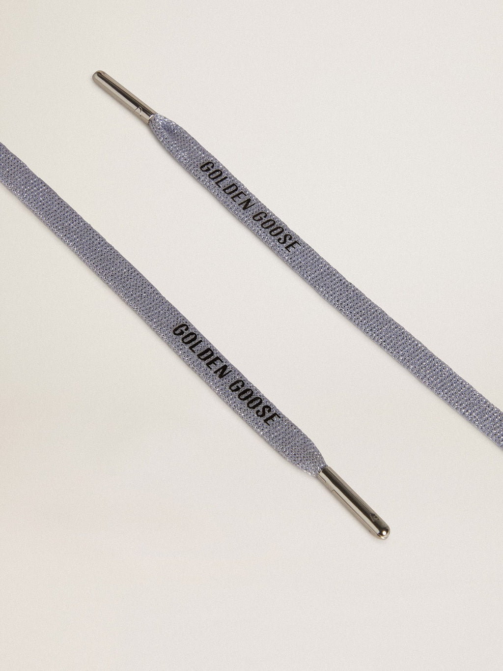 Silver-colored Lurex laces with contrasting black logo| Golden Goose