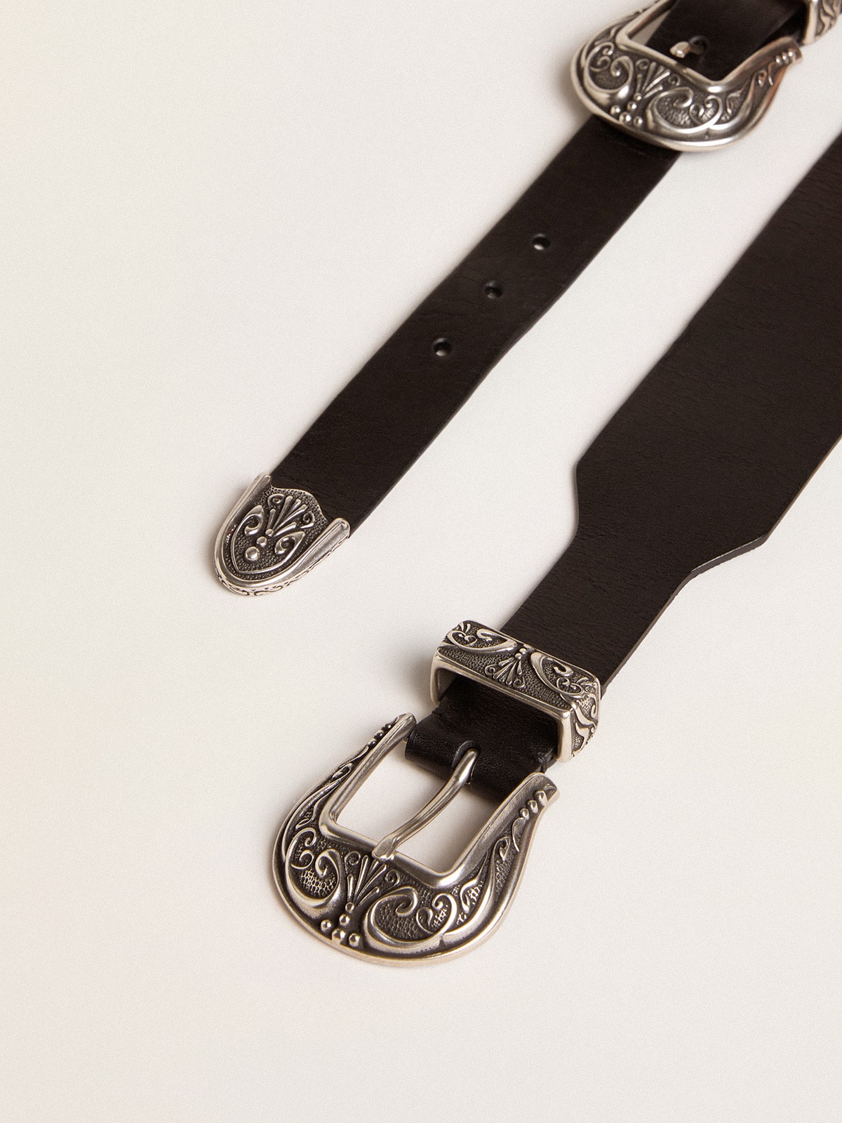 Black belt in washed leather with silver-colored double buckle| Golden Goose