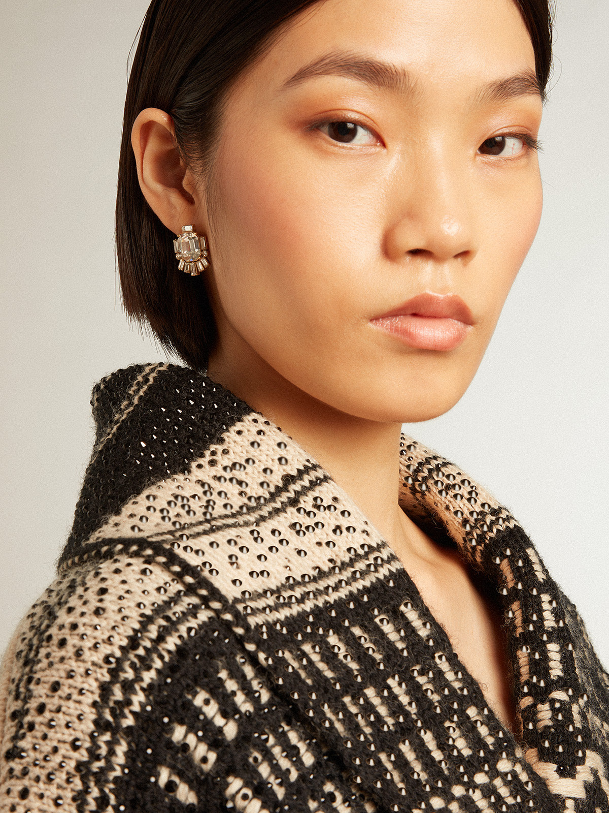 Women's cardigan in ecru wool with jacquard design and belt| Golden Goose