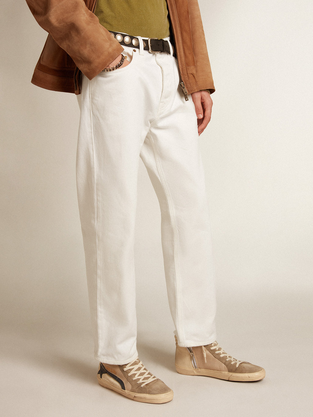 Stonewashed-effect white jeans| Golden Goose