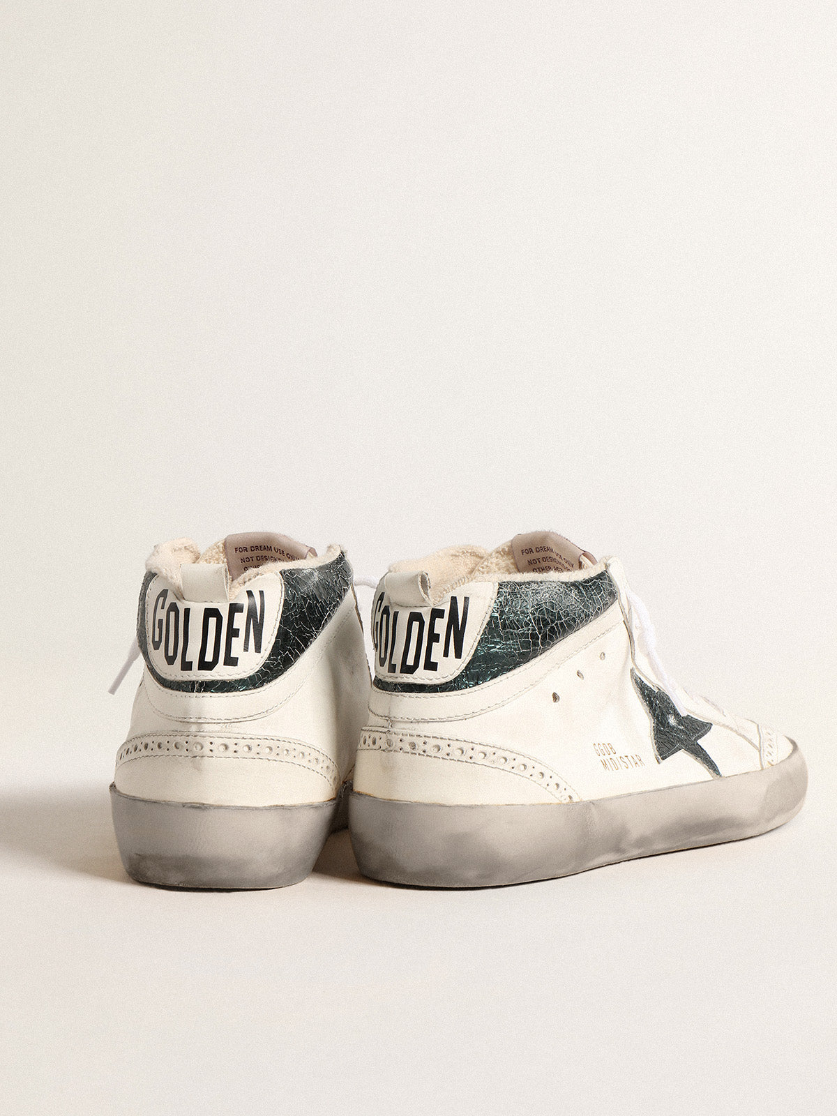 Mid Star with green metallic leather star and white flash| Golden Goose