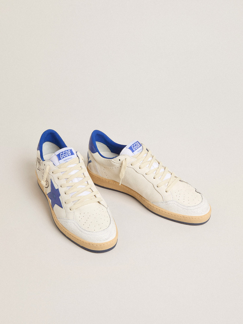 Ball Star Wishes in white nappa leather with a bright blue star and heel tab| Golden Goose