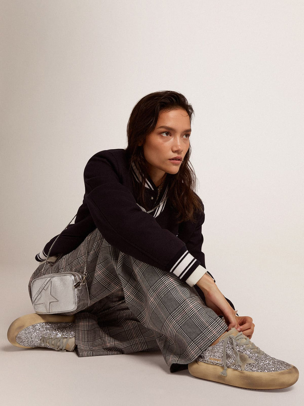 Women's Space-Star shoes in silver glitter with shearling lining| Golden Goose