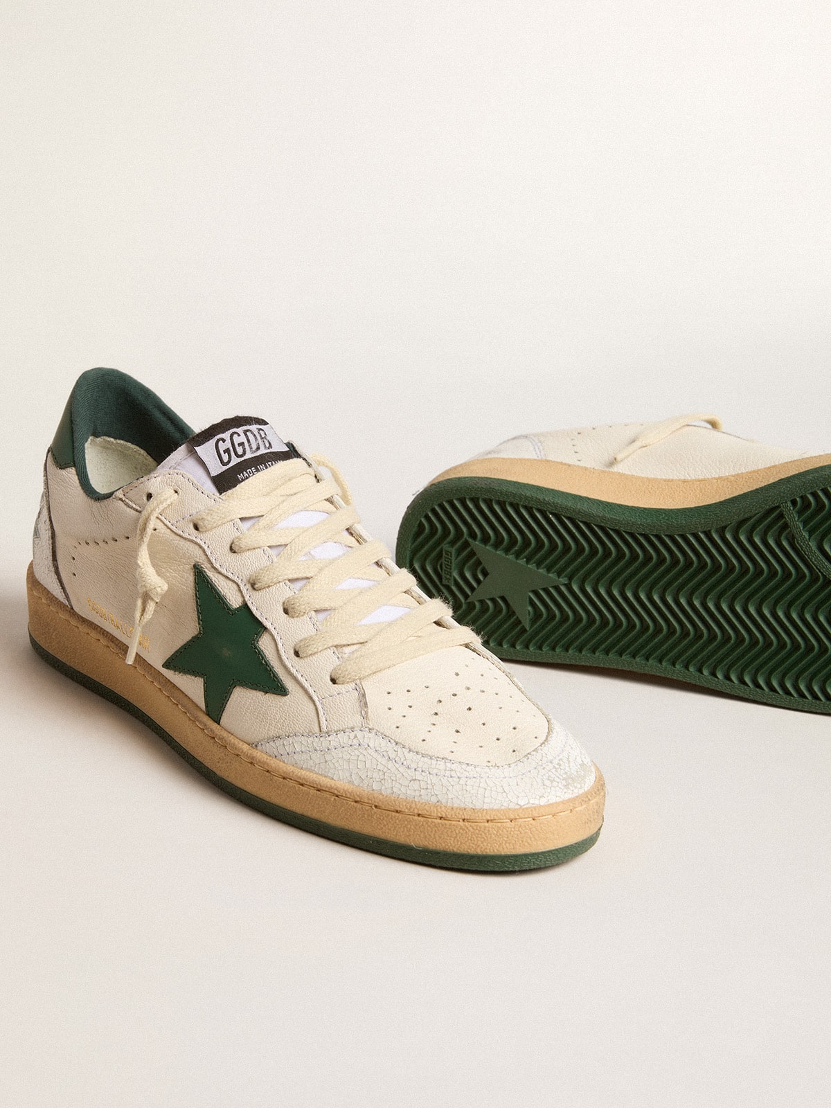 Women's Ball Star Wishes in white nappa leather with green leather star and heel tab| Golden Goose